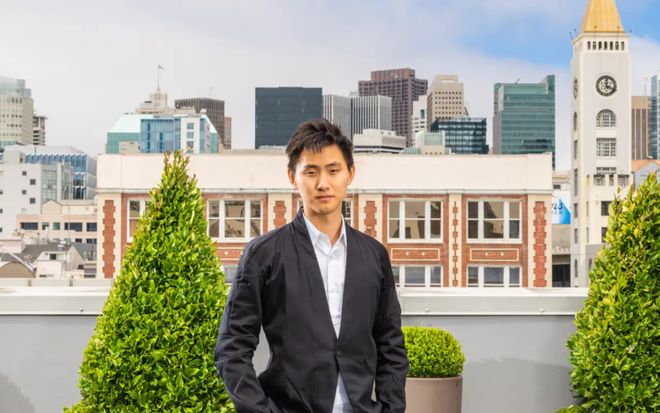 AI大权！一觉醒来图灵奖得主也要向他汇报