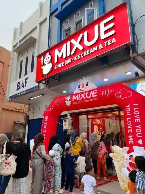 新消费品牌掀起一场中国潮流风暴OG真人从单打独斗到集体出海(图8)